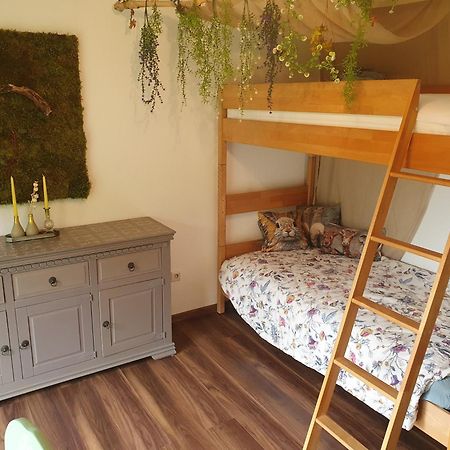 2 Zimmer Fewo Mit Aussenpool Und Sauna Sulzfeld am Main Exterior foto