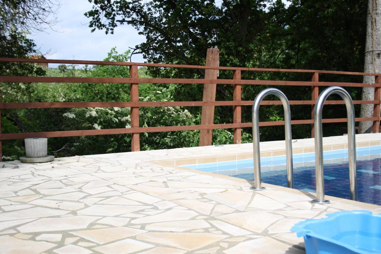 2 Zimmer Fewo Mit Aussenpool Und Sauna Sulzfeld am Main Exterior foto