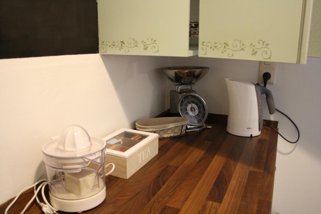 2 Zimmer Fewo Mit Aussenpool Und Sauna Sulzfeld am Main Exterior foto