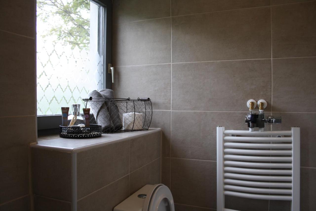 2 Zimmer Fewo Mit Aussenpool Und Sauna Sulzfeld am Main Exterior foto